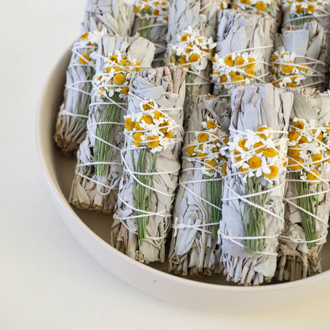 CHAMOMILE CALIFORNIA SAGE SMUDGE STICK